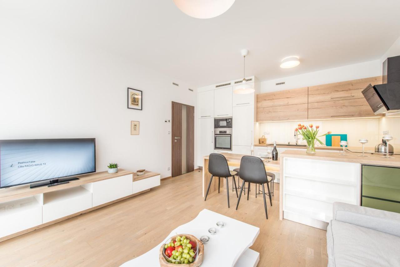 Mozart Central Apartments With Garage プラハ エクステリア 写真